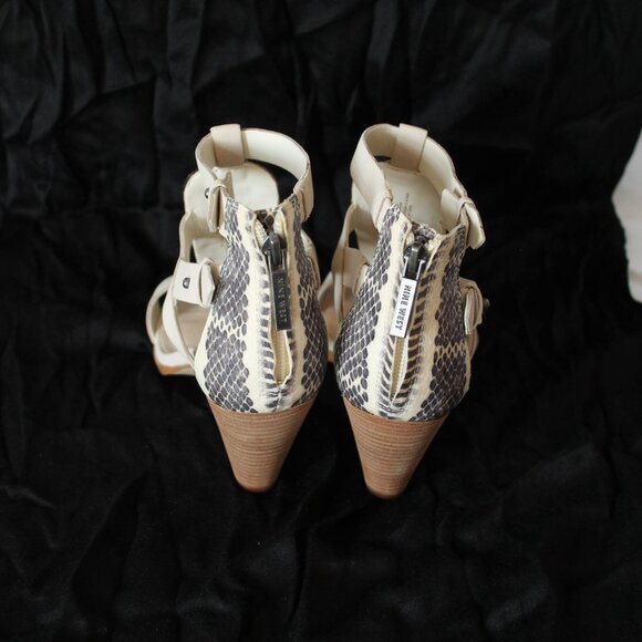 Nine West, 6.5 US, beaded, cream sandal. - Picture 3 of 5